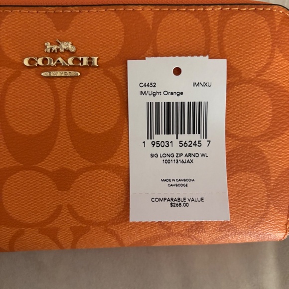 Coach City Tote with matching Coach Long Zip-Around Wallet - Picture 4 of 6